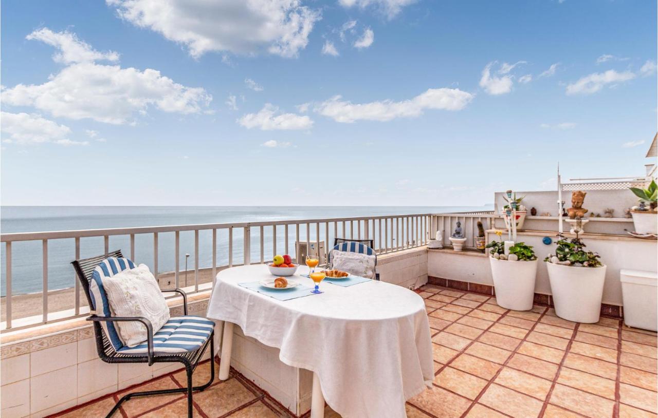 Cozy Apartment In Benalmadena With House Sea View 外观 照片